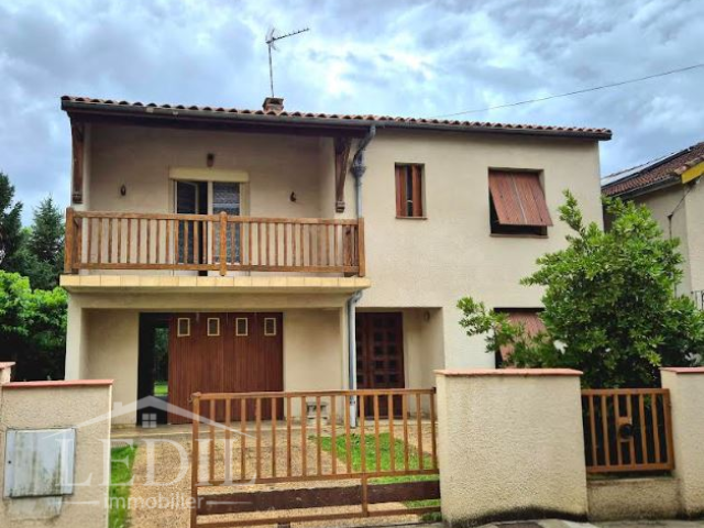 Maison 3 ou 4 Chambres. Garage. Jardin