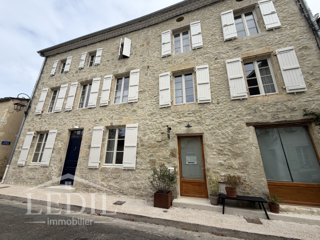 COUP DE COEUR: maison type appartement de luxe !!!